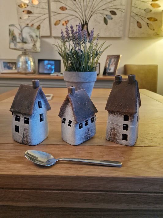 3A LED Speckled  White House Deco, 14.5cm