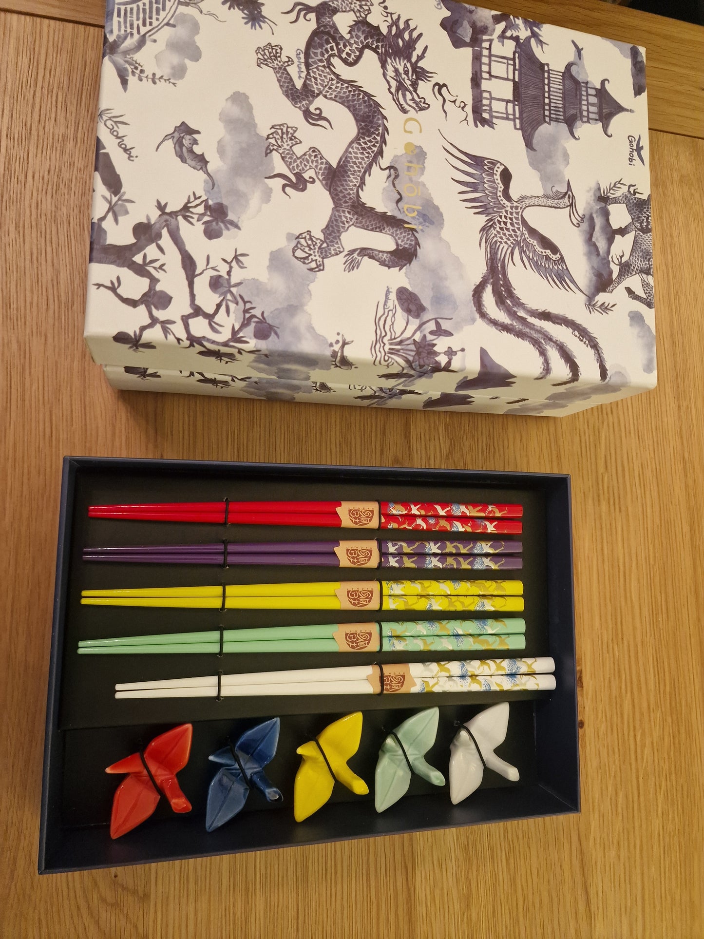 Set of 5 Pairs of Swan Wooden Chopsticks and Rests