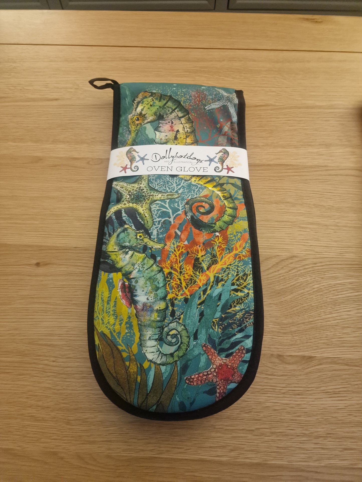 Seahorse & Starfish Oven Glove | Dolly Hot Dogs
