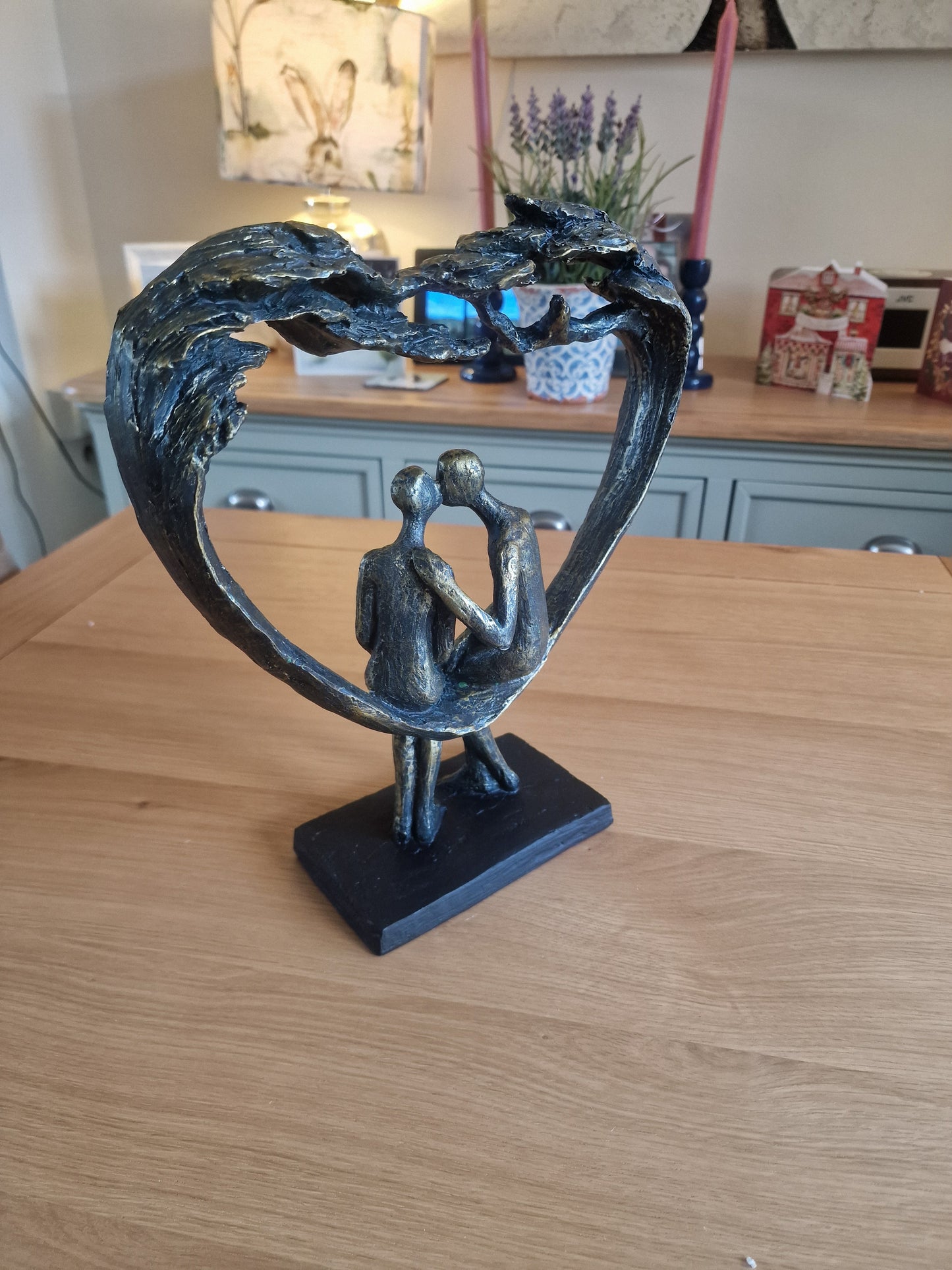 Sitting Couple Under Heart Tree Sculpture H30cm