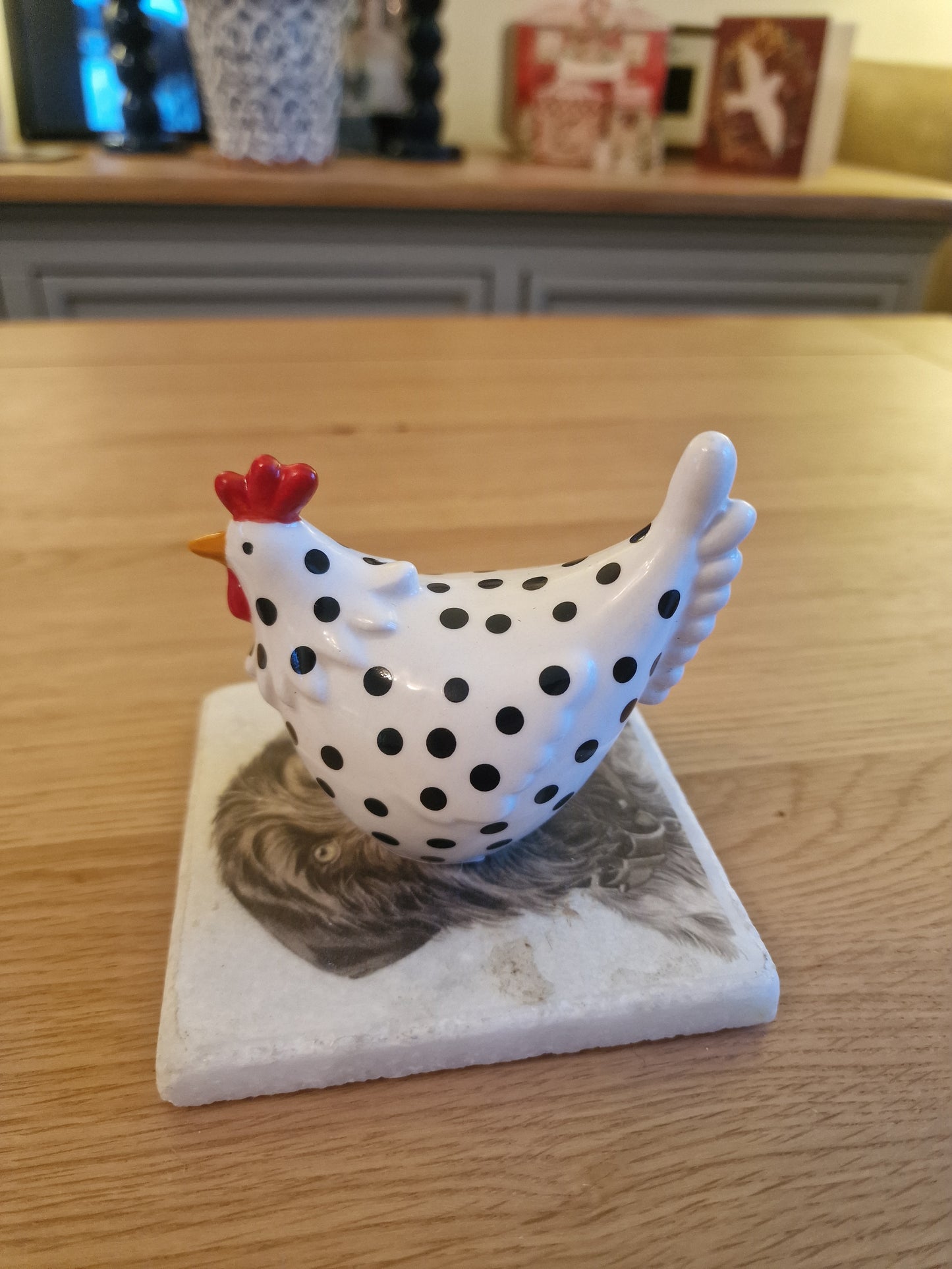 White Dotty Chicken H9.2cm x W5.4cm