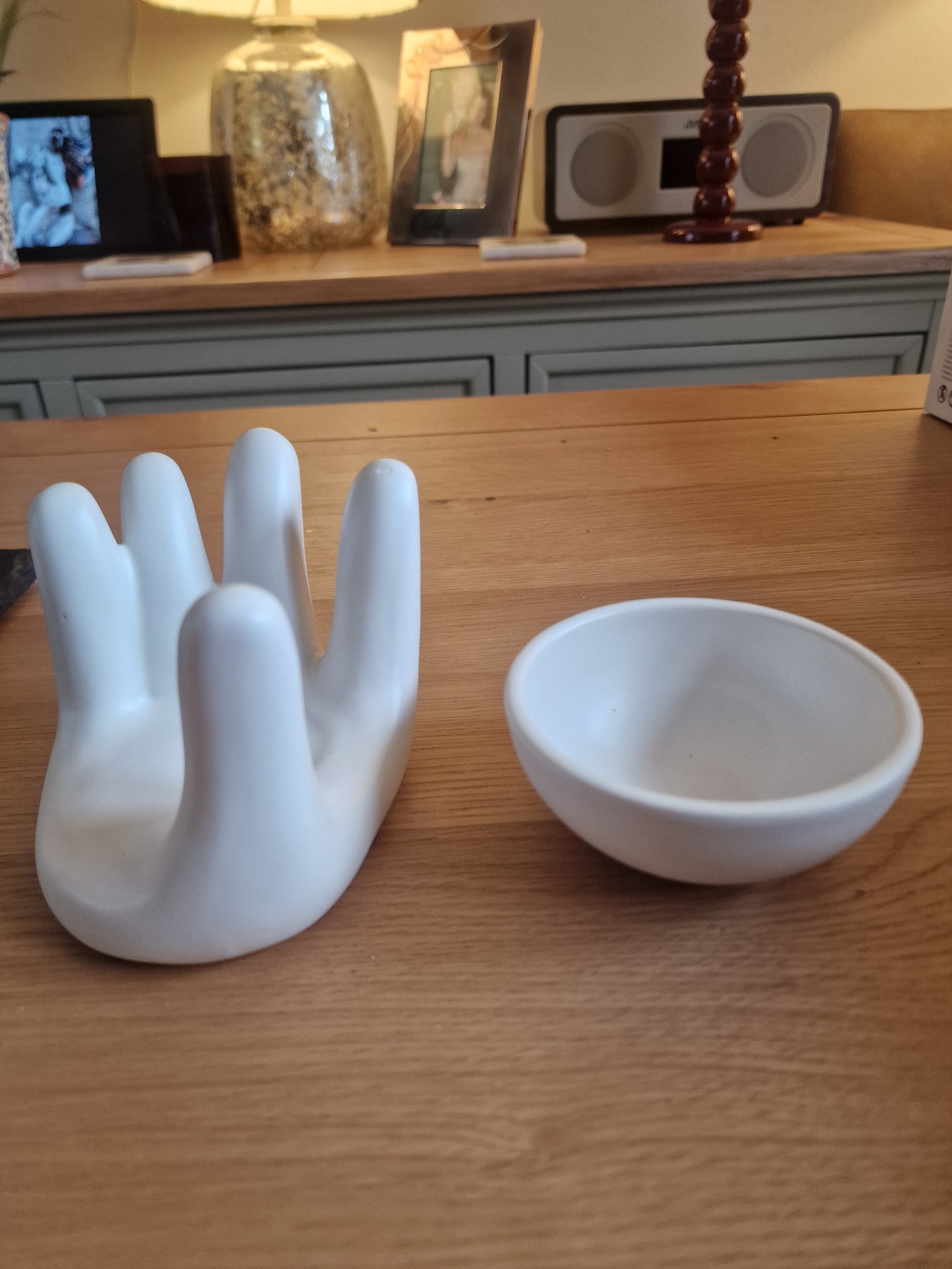 White Hand Ceramic Oil Burner, 11cm
