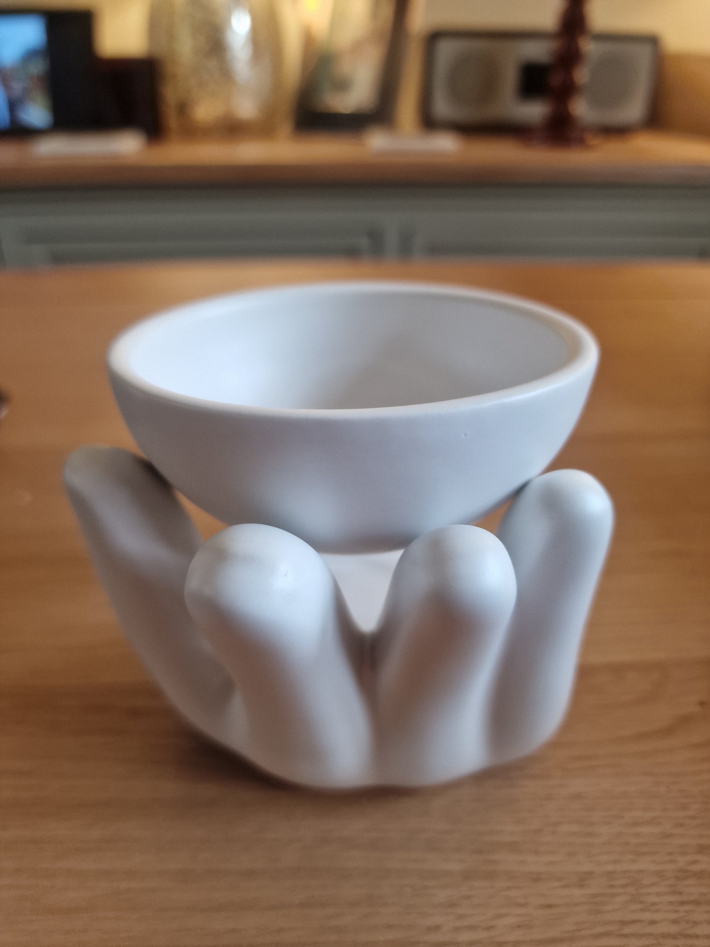 White Hand Ceramic Oil Burner, 11cm