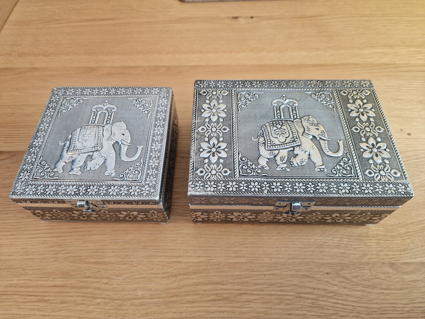 Elephant Design Trinket Box in Silver