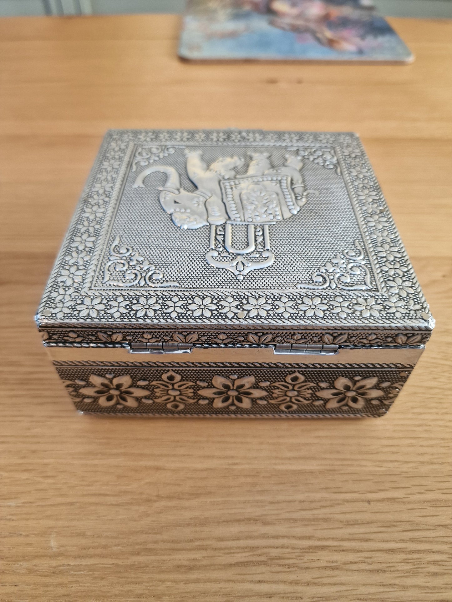 Elephant Design Trinket Box in Silver