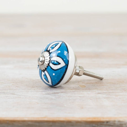 2x Blue & White Ceramic Knobs, 4cm x 7cm