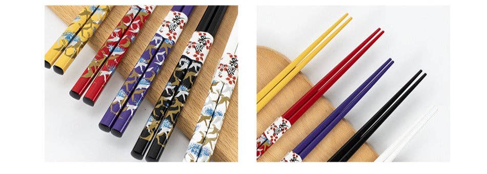 Set of 5 Pairs of Swan Wooden Chopsticks and Rests