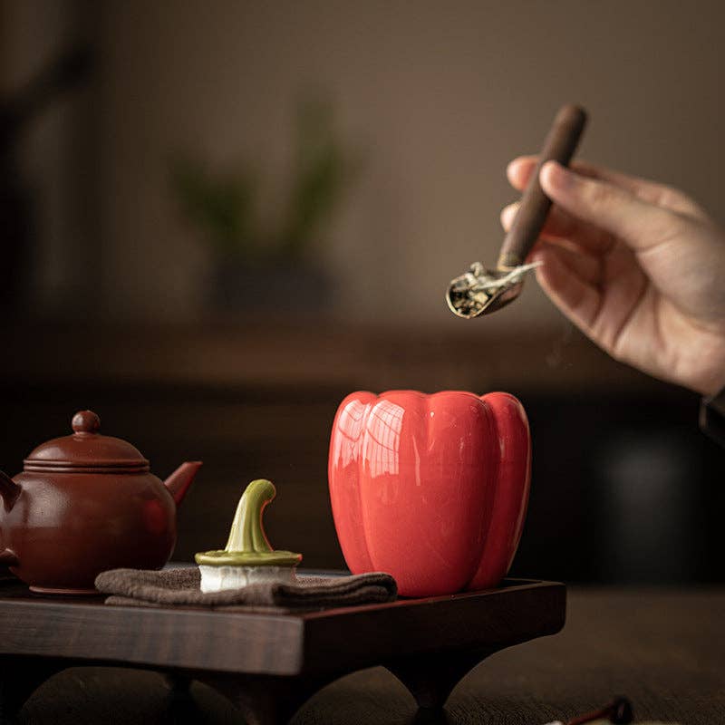 Pepper Shaped Ceramic Storage Container | Gohobi