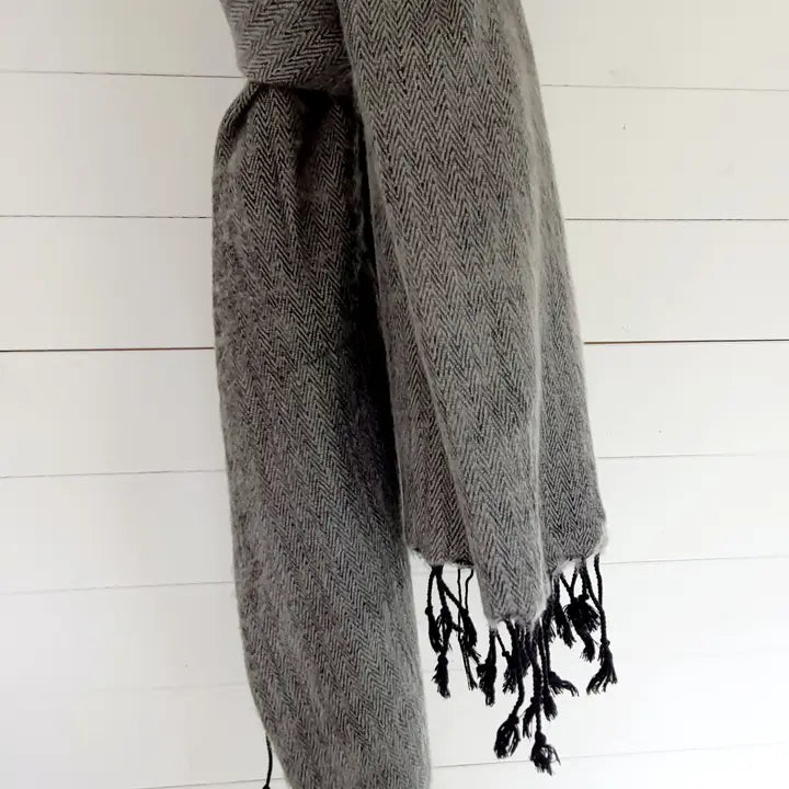 Nepali Herringbone Shawl | Ethically Handloomed