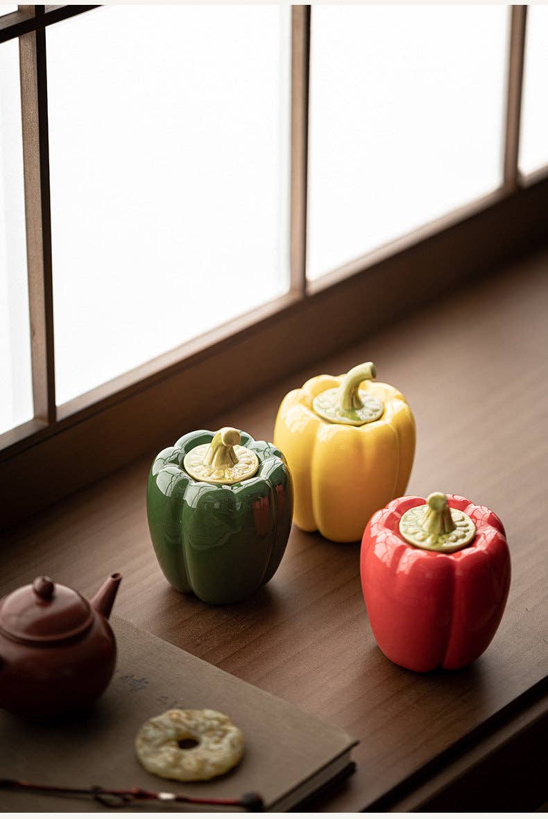 Pepper Shaped Ceramic Storage Container | Gohobi